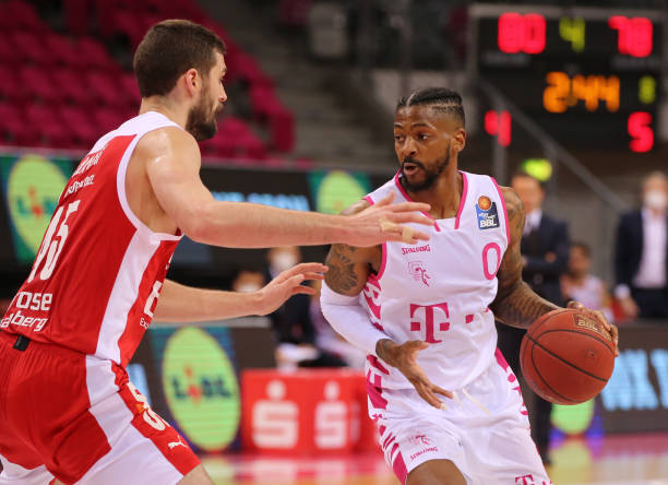 你只需对我 你只需对我