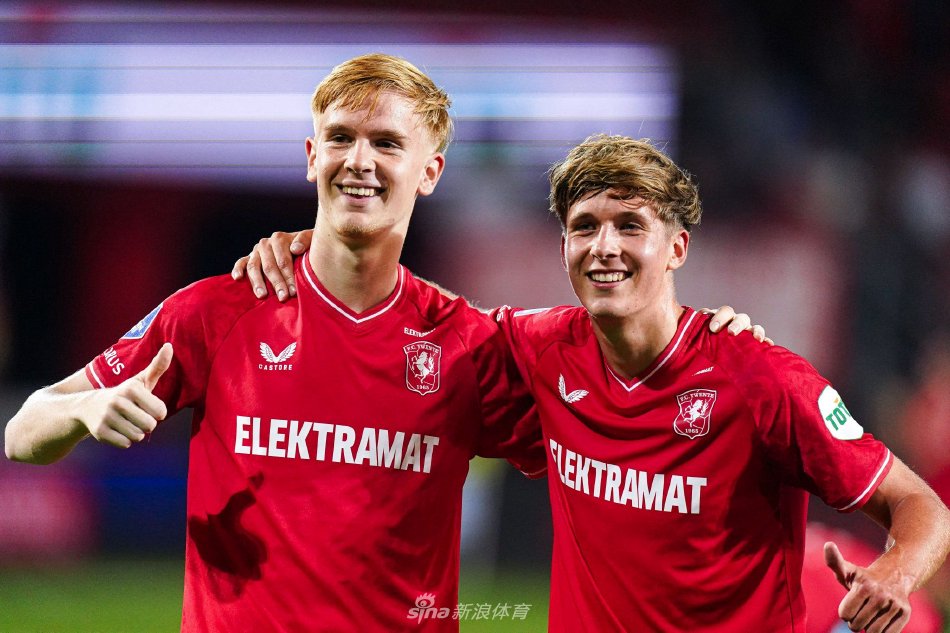 强强对决激 强强对决激