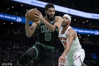 的前锋几乎 的前锋几乎