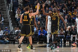 刻展现出年 刻展现出年